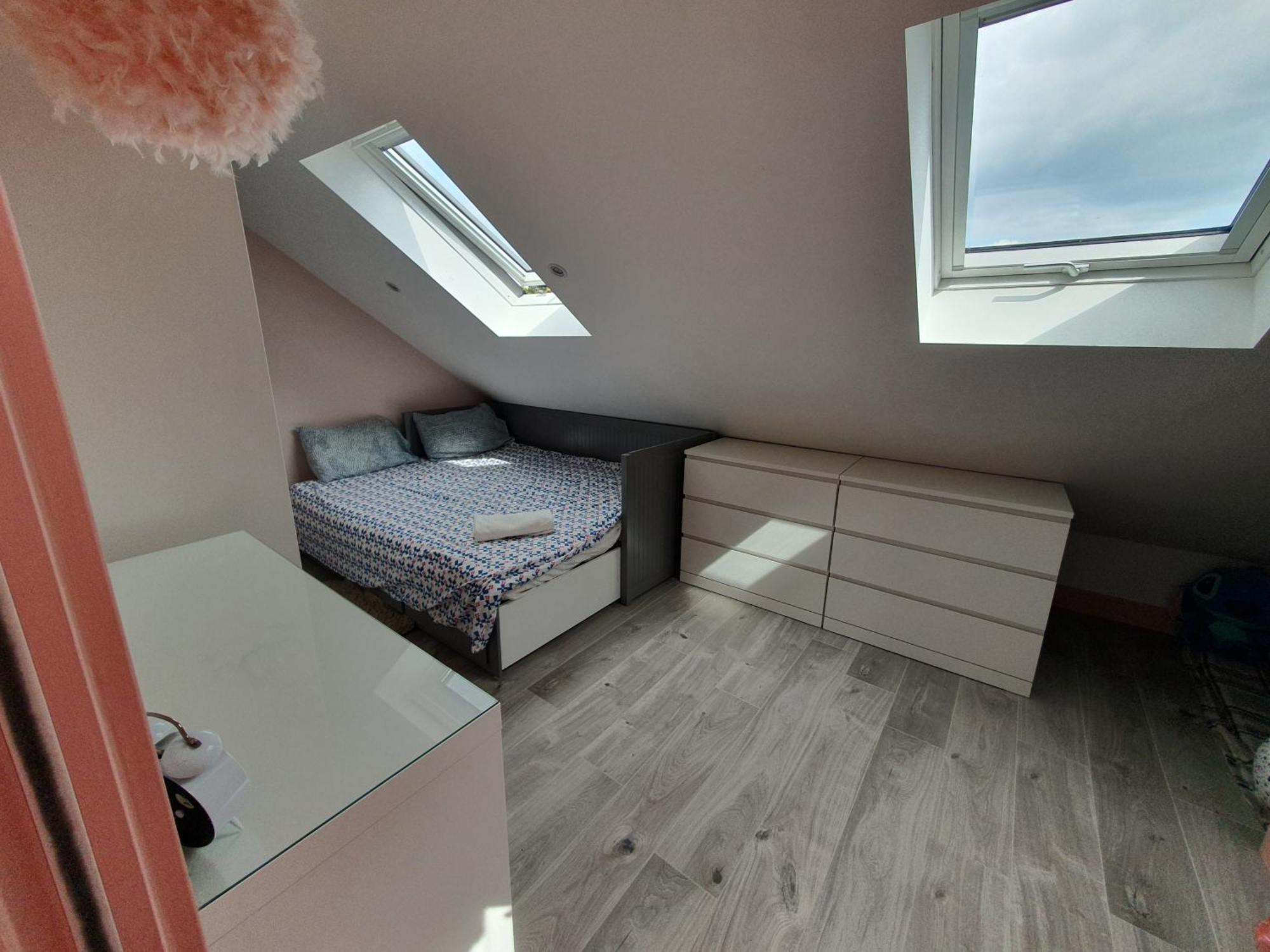 Beautiful Guest Rooms, Free Parking, 30Min Heathrow, 40Min Wembley, 60Min Central London Грийнфорд Екстериор снимка