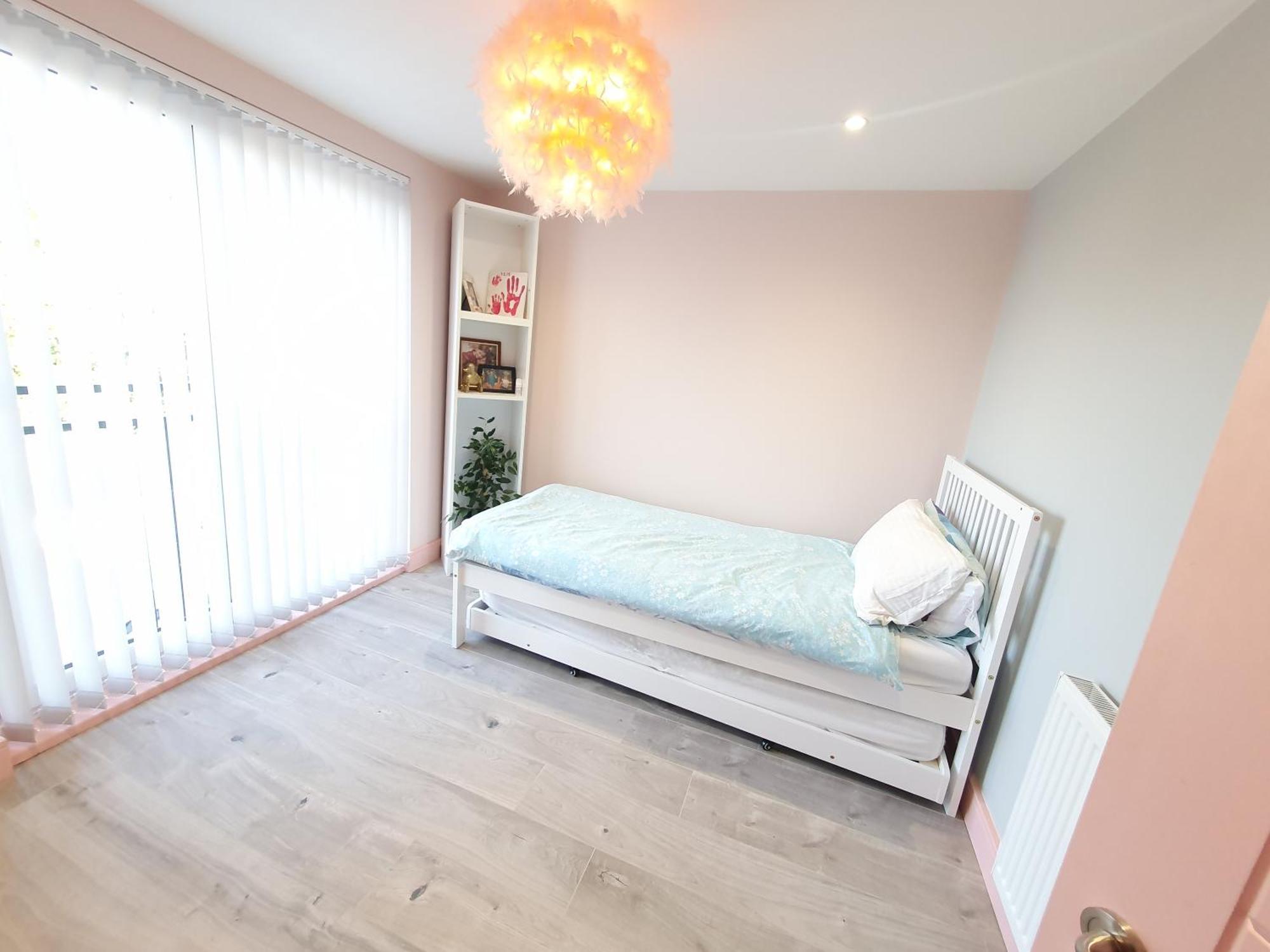 Beautiful Guest Rooms, Free Parking, 30Min Heathrow, 40Min Wembley, 60Min Central London Грийнфорд Екстериор снимка